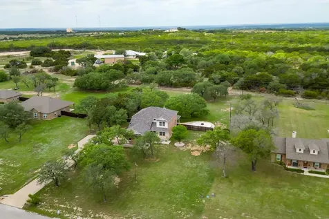 326 Sunrise Hills Lampasas TX 76550