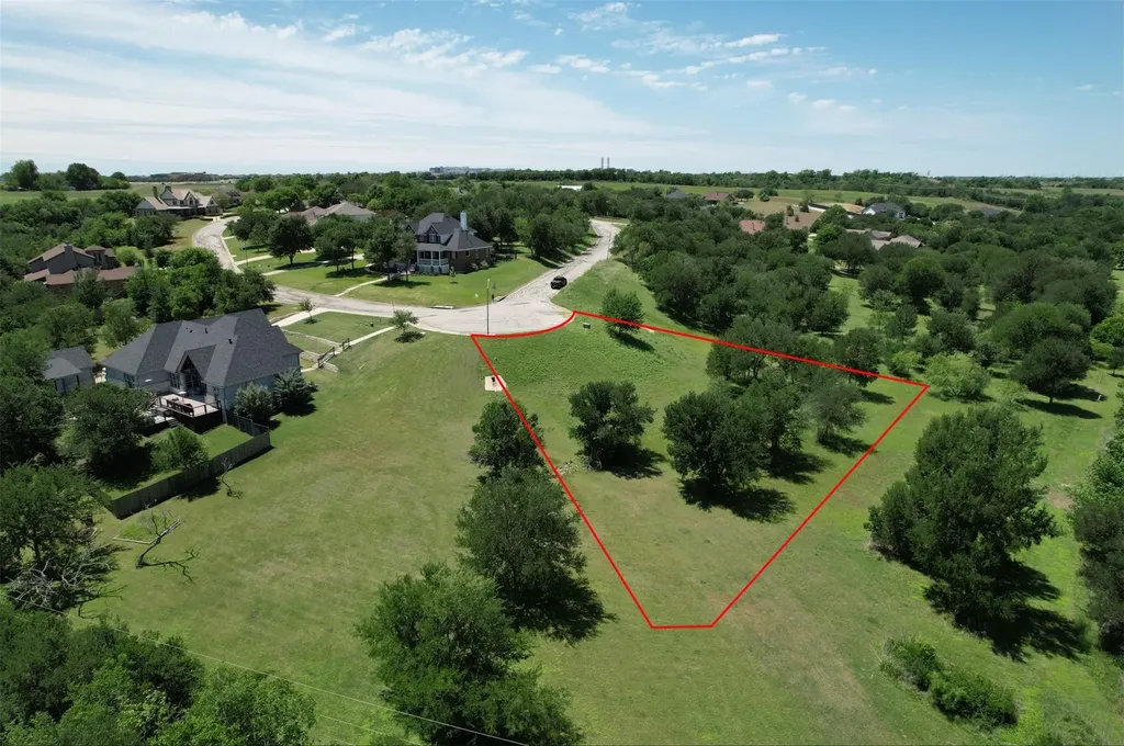 1700 Tanner Loop Taylor TX 76574