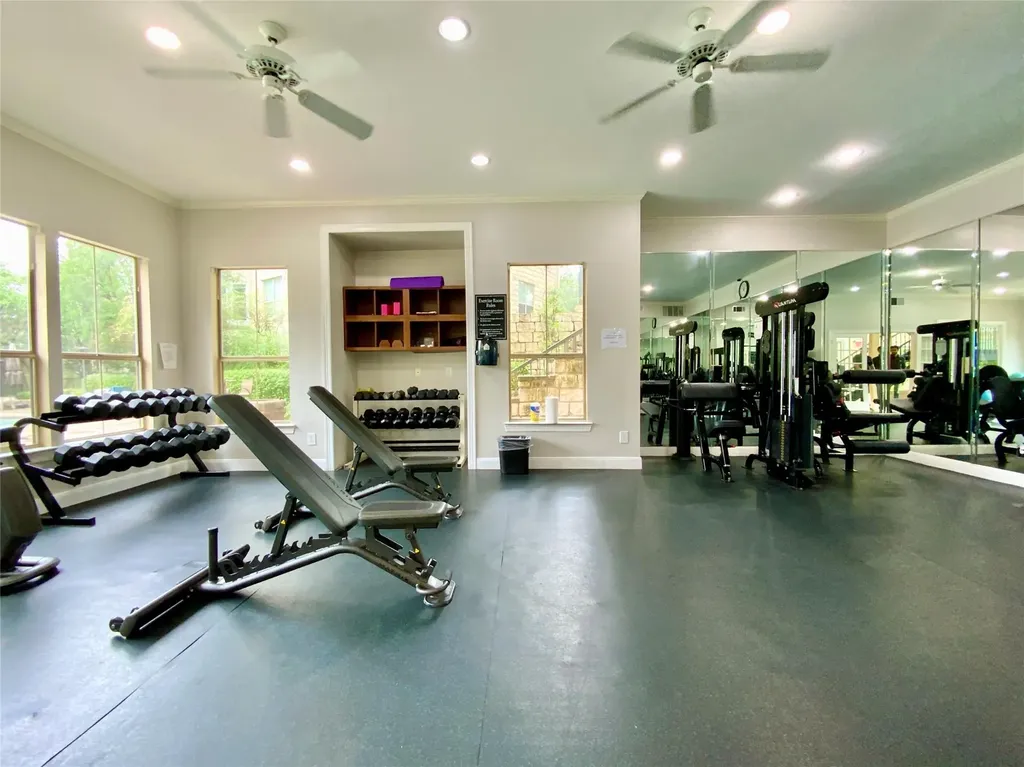 6000 Shepherd Mountain Cove Austin TX 78730