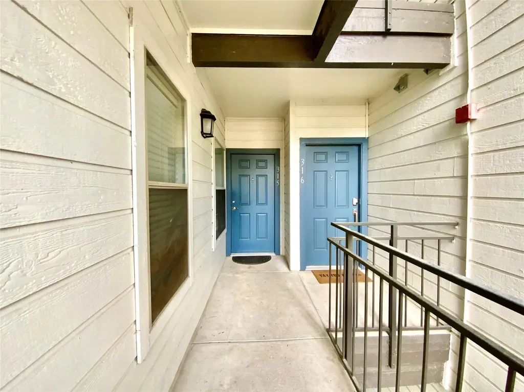 6000 Shepherd Mountain Cove Austin TX 78730