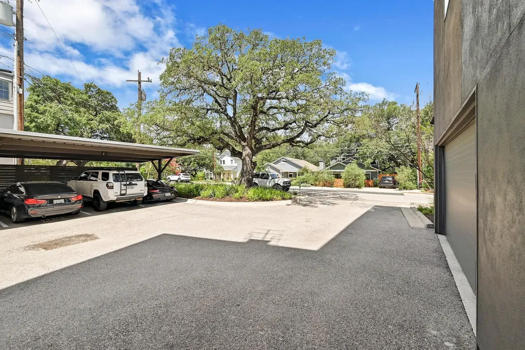 2003 Wilson Street Austin TX 78704