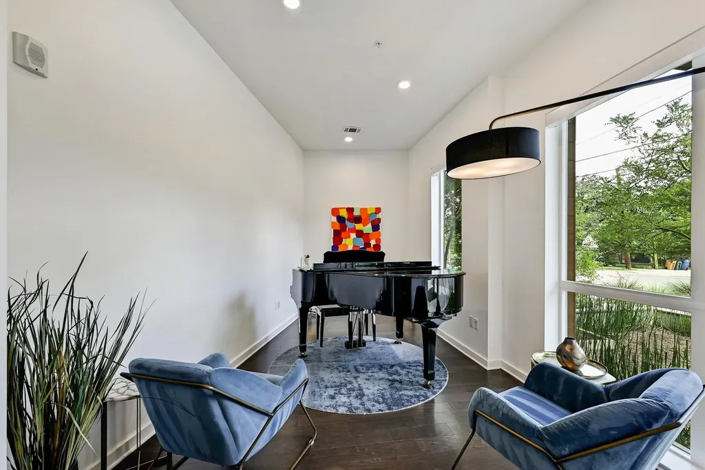 2003 Wilson Street Austin TX 78704