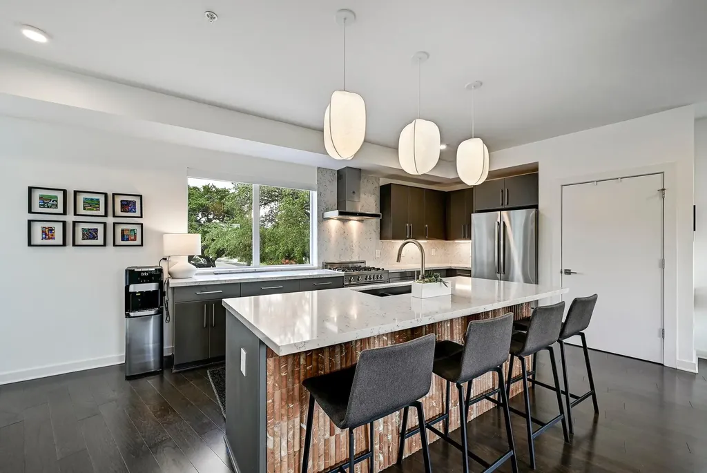 2003 Wilson Street Austin TX 78704
