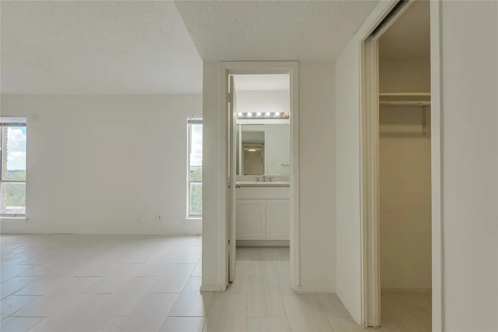 3431 North Hills Drive Austin TX 78731