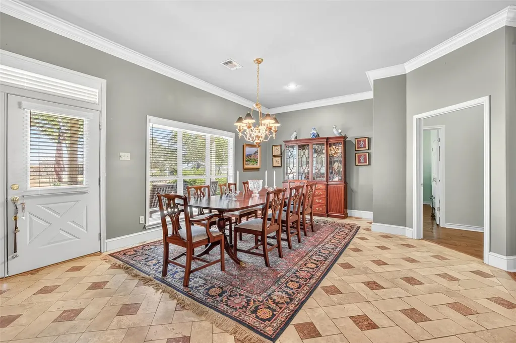 672 County Road 447 Waelder TX 78959