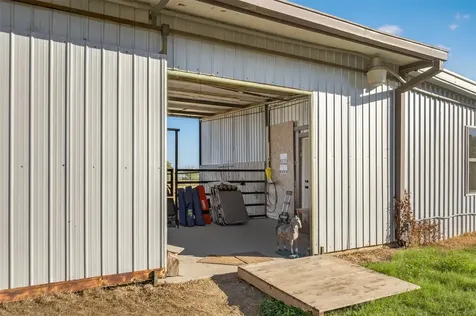 672 County Road 447 Waelder TX 78959