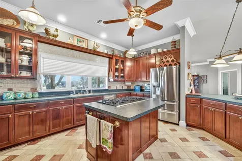 672 County Road 447 Waelder TX 78959