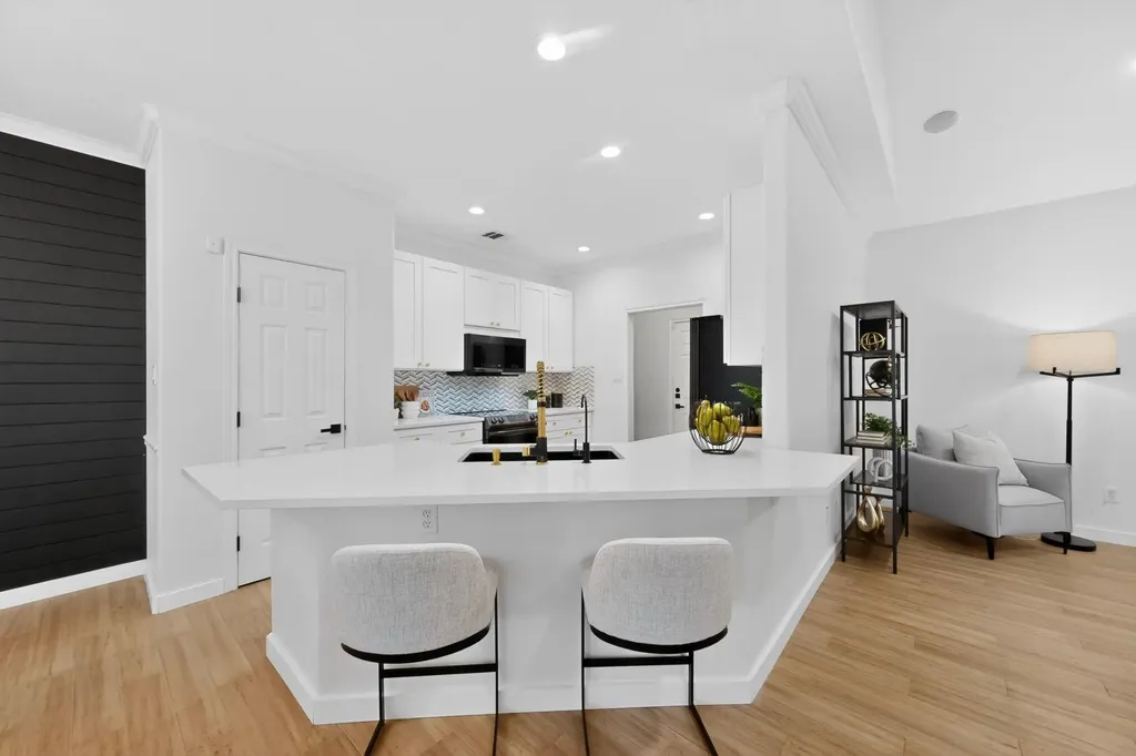 14902 Longbranch Drive Austin TX 78734