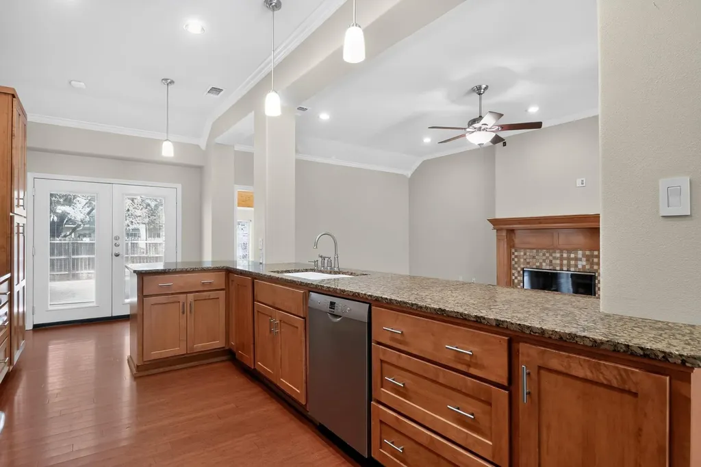 102 River Down Road Georgetown TX 78628