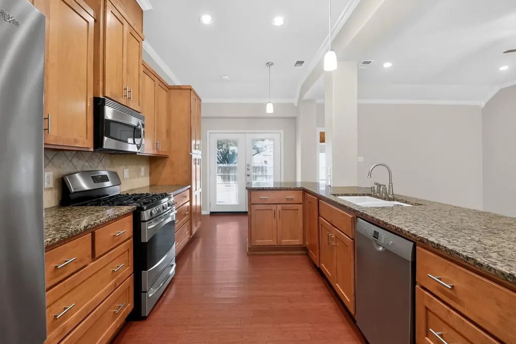 102 River Down Road Georgetown TX 78628