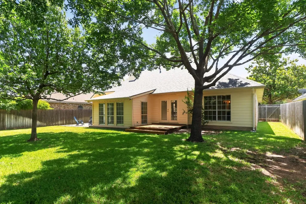 102 River Down Road Georgetown TX 78628
