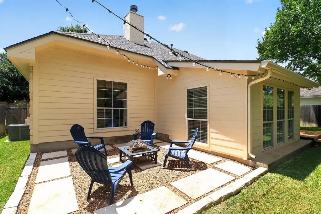 102 River Down Road Georgetown TX 78628