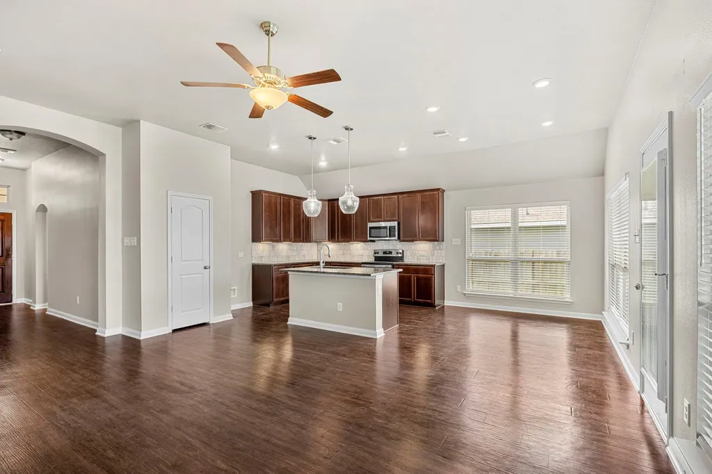 5338 Lancaster Drive Belton TX 76513