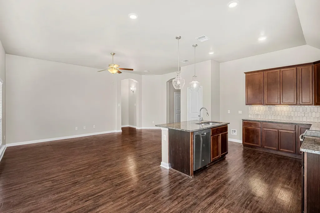 5338 Lancaster Drive Belton TX 76513