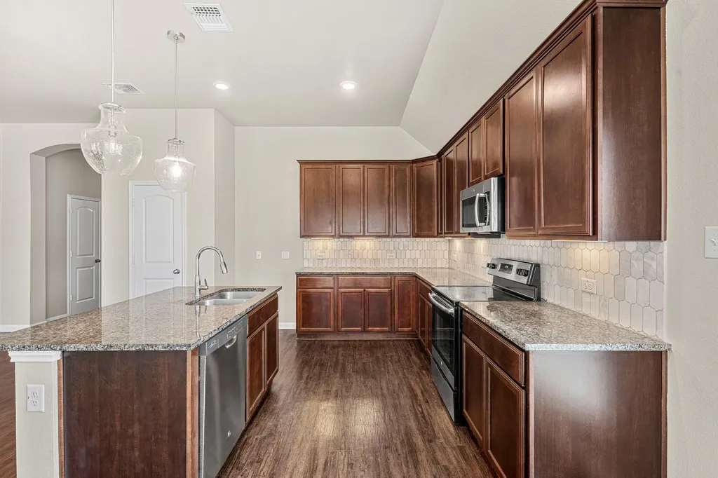 5338 Lancaster Drive Belton TX 76513