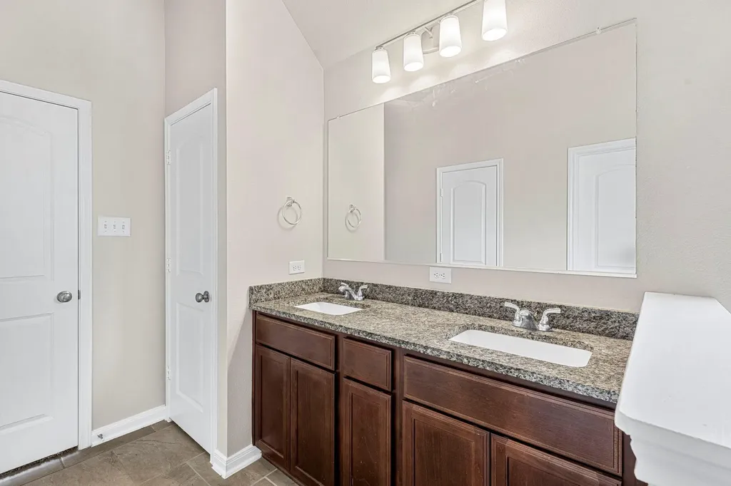 5338 Lancaster Drive Belton TX 76513