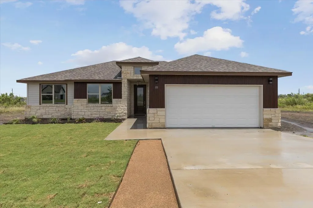 151 Bianca Circle Del Valle TX 78617
