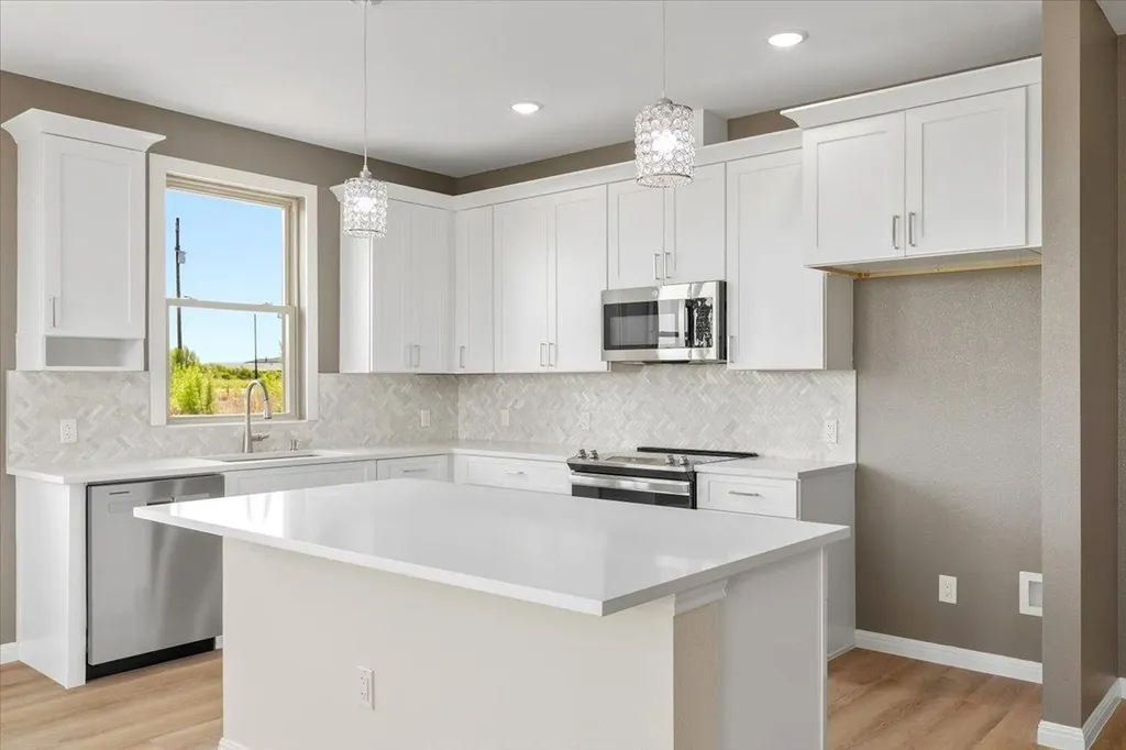 151 Bianca Circle Del Valle TX 78617