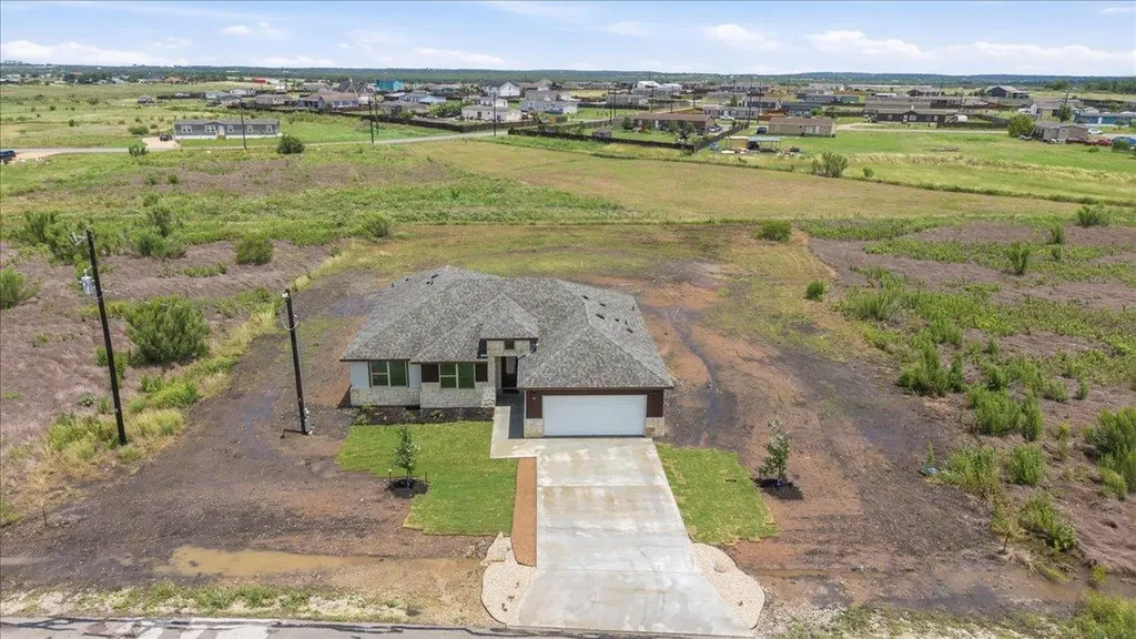 151 Bianca Circle Del Valle TX 78617