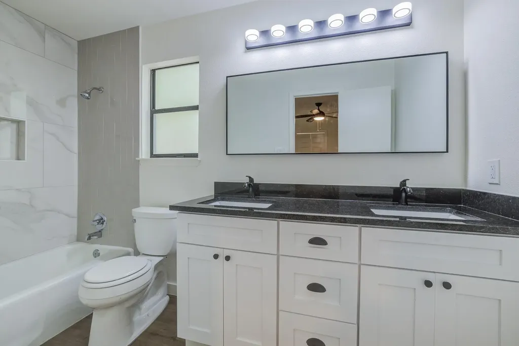 4508 Smooth Oak Austin TX 78759