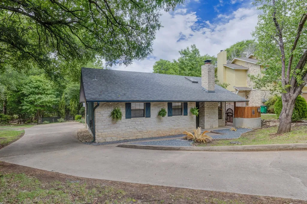 4508 Smooth Oak Austin TX 78759