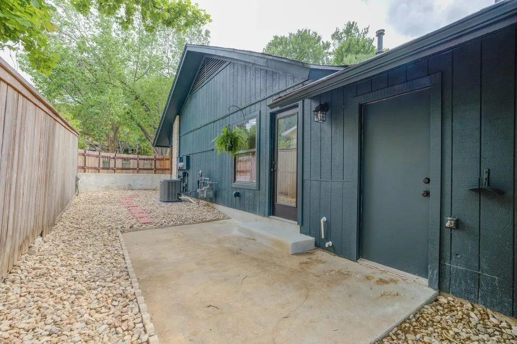 4508 Smooth Oak Austin TX 78759