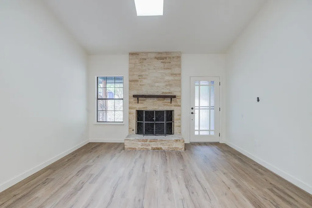 4508 Smooth Oak Austin TX 78759