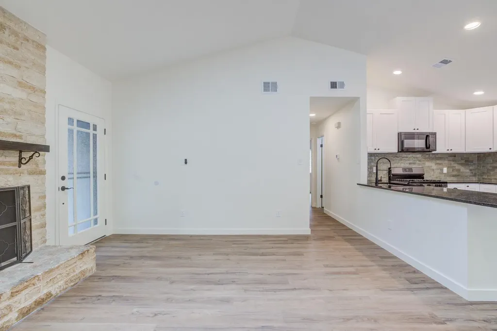 4508 Smooth Oak Austin TX 78759