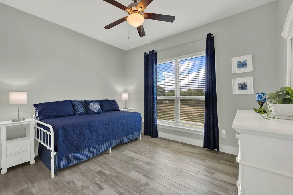 1720 Rocky Ridge Loop Canyon Lake TX 78133