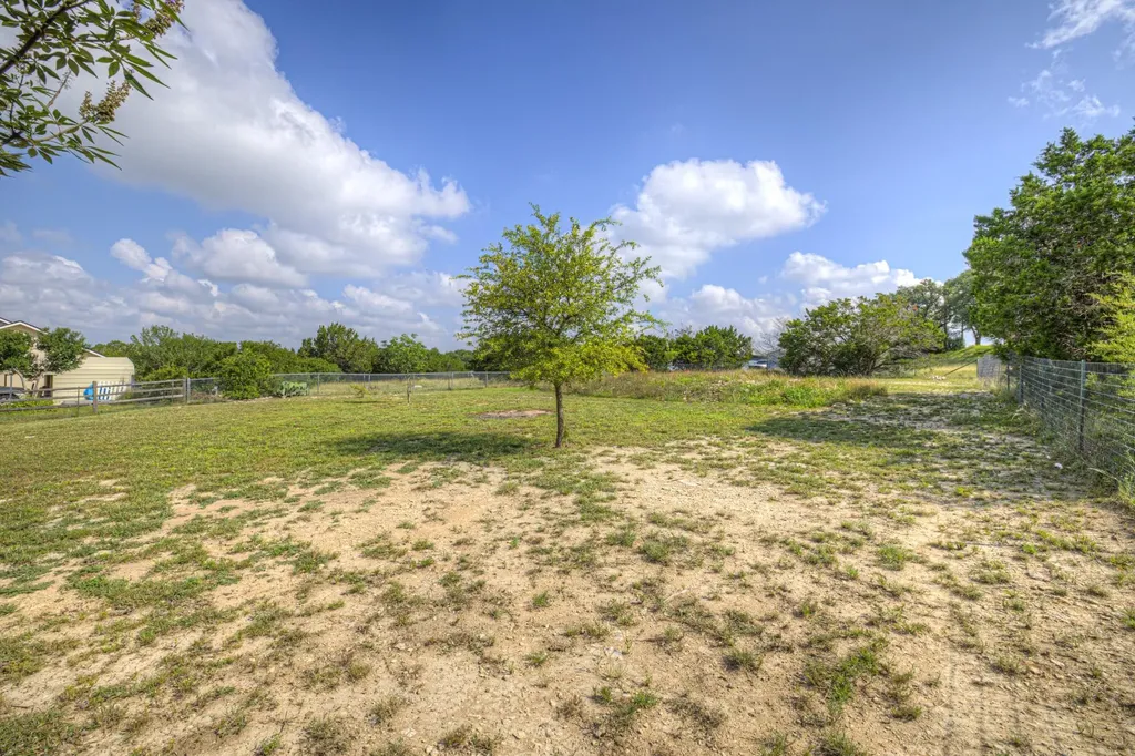 1720 Rocky Ridge Loop Canyon Lake TX 78133