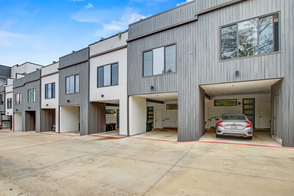 2804 S 1st Street Austin TX 78704
