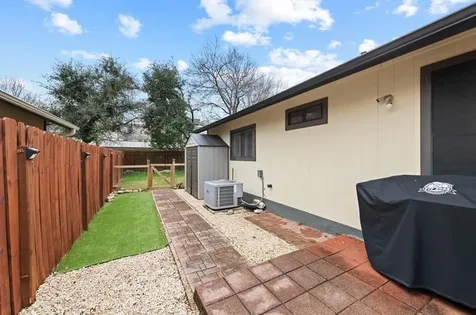 12719 Covington Trail Austin TX 78727
