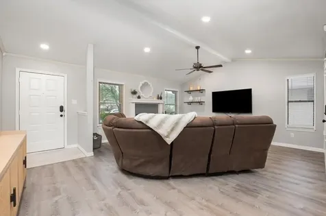 12719 Covington Trail Austin TX 78727