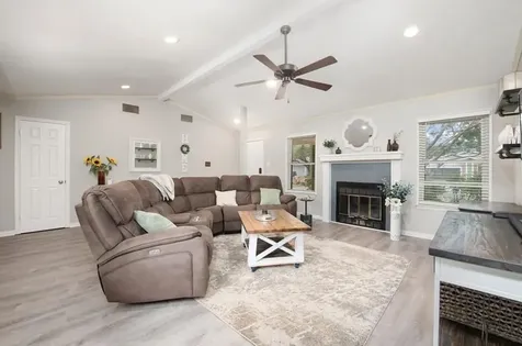 12719 Covington Trail Austin TX 78727