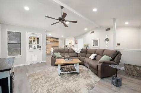 12719 Covington Trail Austin TX 78727