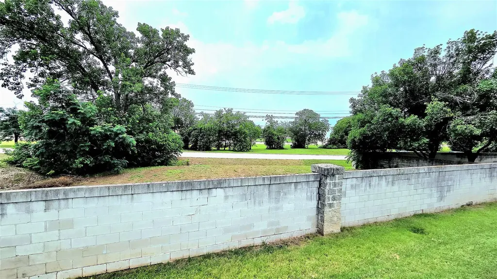 530 W 22nd Street Georgetown TX 78626