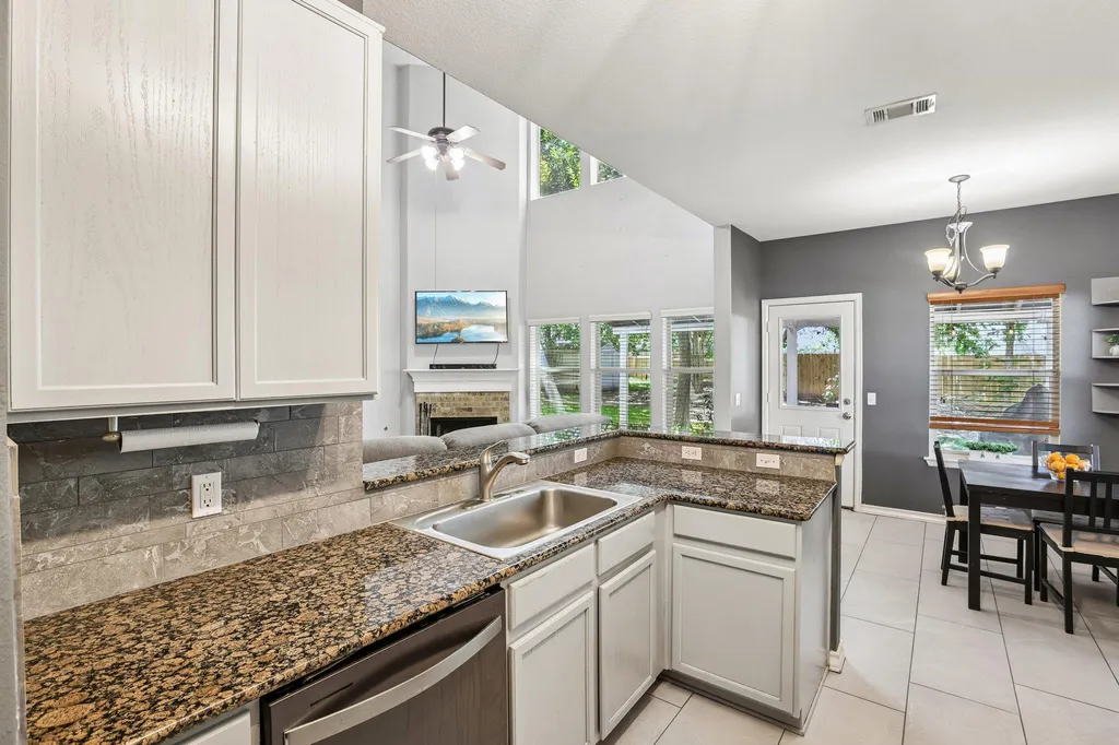 2821 Purple Thistle Drive Pflugerville TX 78660