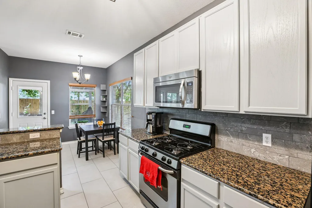 2821 Purple Thistle Drive Pflugerville TX 78660