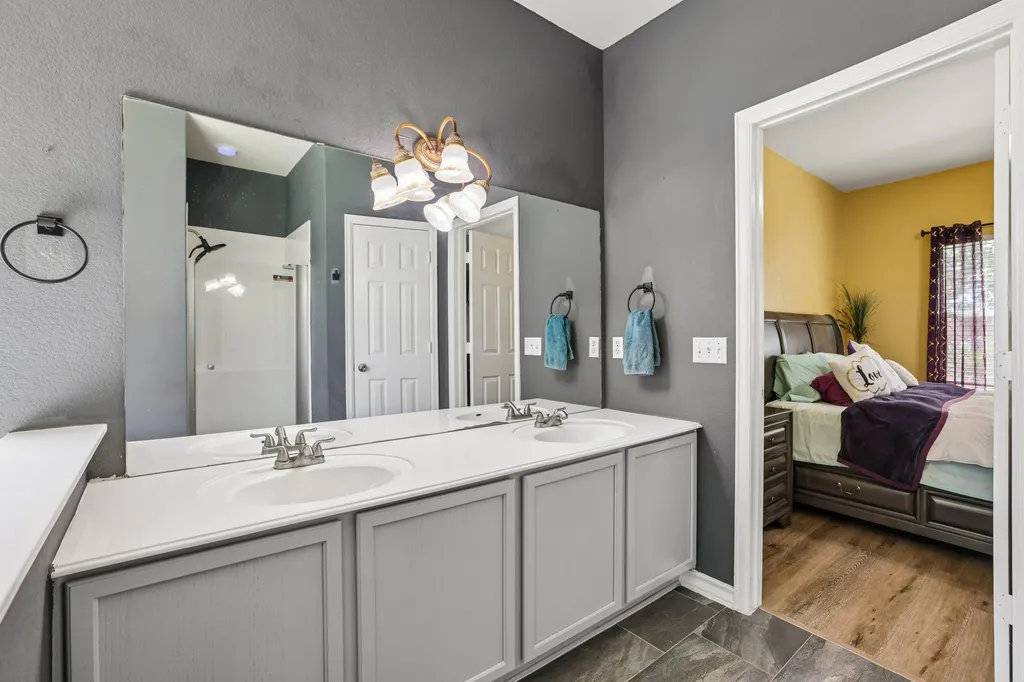 2821 Purple Thistle Drive Pflugerville TX 78660
