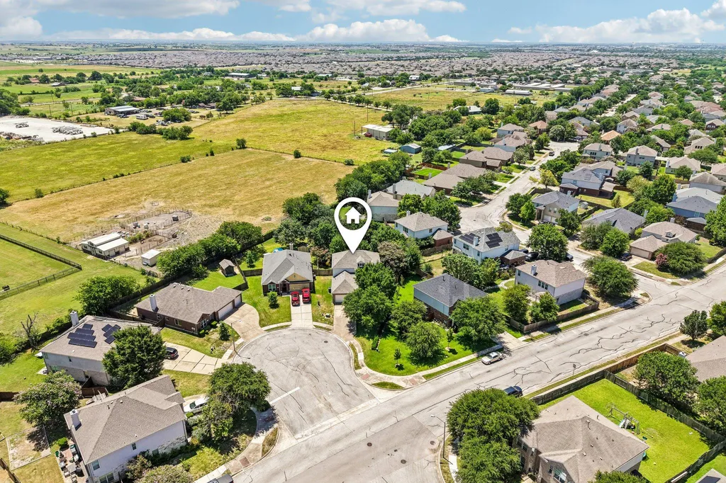 2821 Purple Thistle Drive Pflugerville TX 78660