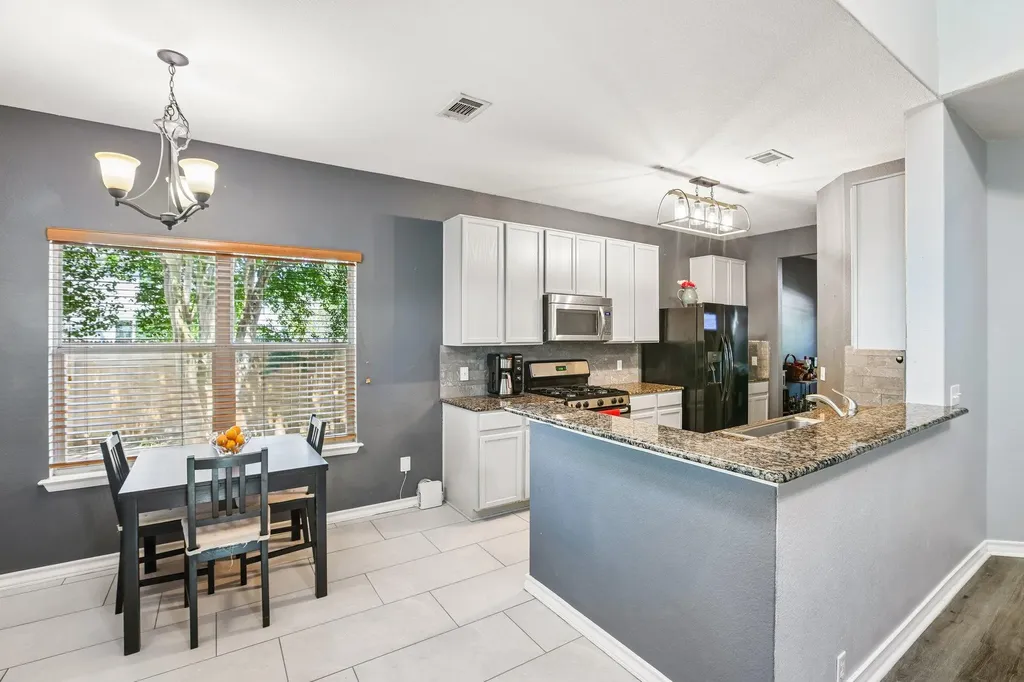 2821 Purple Thistle Drive Pflugerville TX 78660