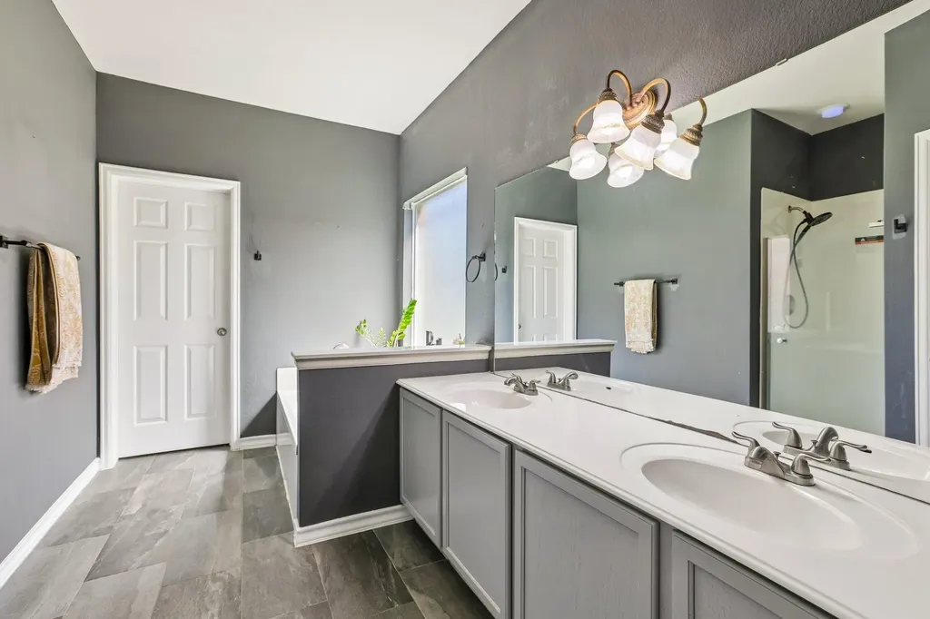 2821 Purple Thistle Drive Pflugerville TX 78660