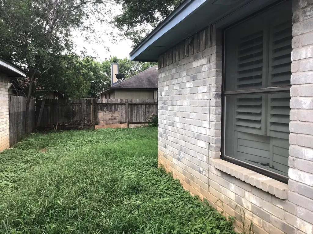 14305 Levering Street Austin TX 78725
