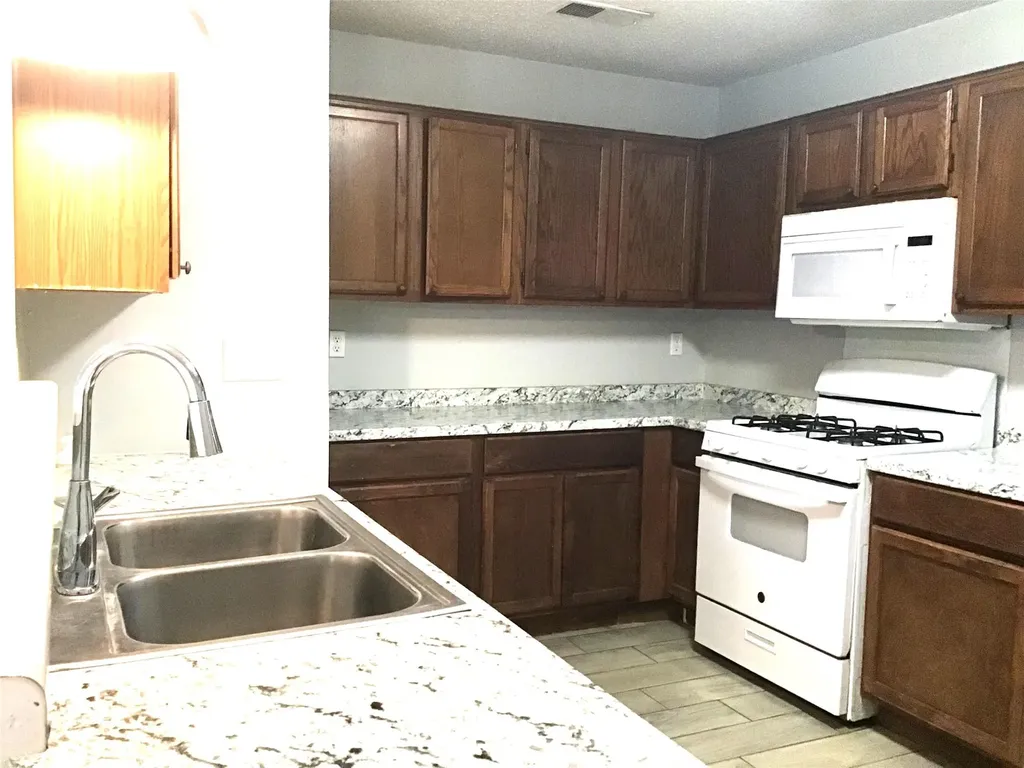 14305 Levering Street Austin TX 78725