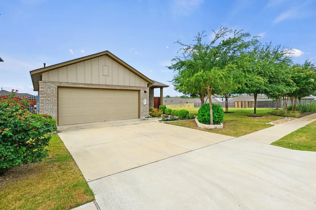 309 Earl Keen Street Leander TX 78641