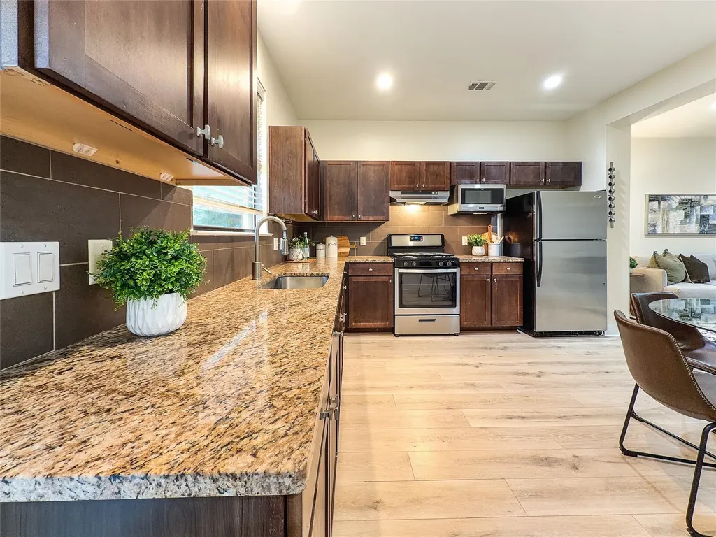 4120 Valley View Road Austin TX 78704