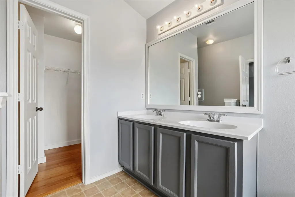 1001 Monadale Trail Round Rock TX 78664