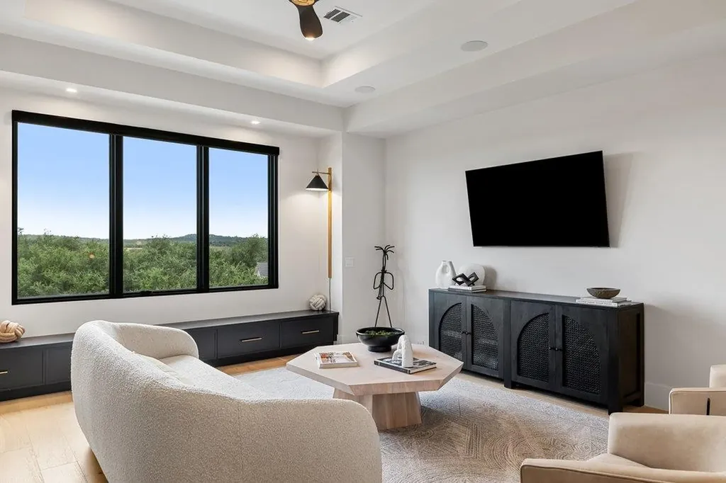 5601 Sombria Court Austin TX 78738
