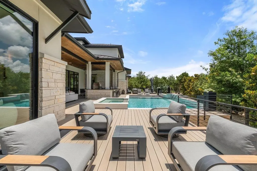 5601 Sombria Court Austin TX 78738