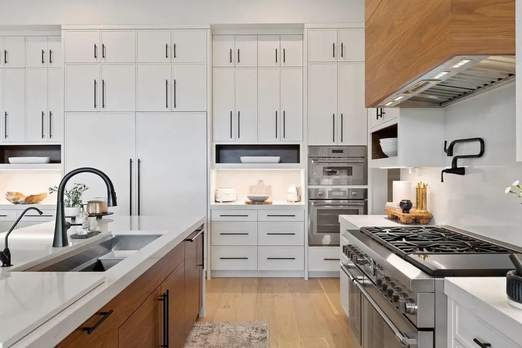 5601 Sombria Court Austin TX 78738